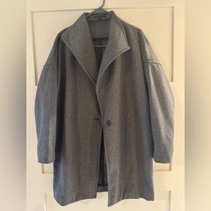 Banana Republic Women’s Gray Overcoat